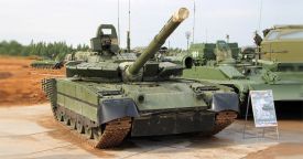Минобороны РФ в рамках гособоронзаказа досрочно получило партию танков Т-80БВМ 