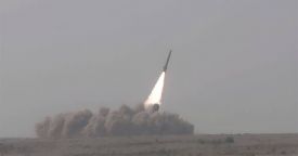 Пакистан провел испытание высокоточной РСЗО "Фатх-2" увеличенной дальности