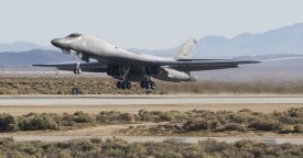 США перебрасывают бомбардировщики B-1B на Гуам 